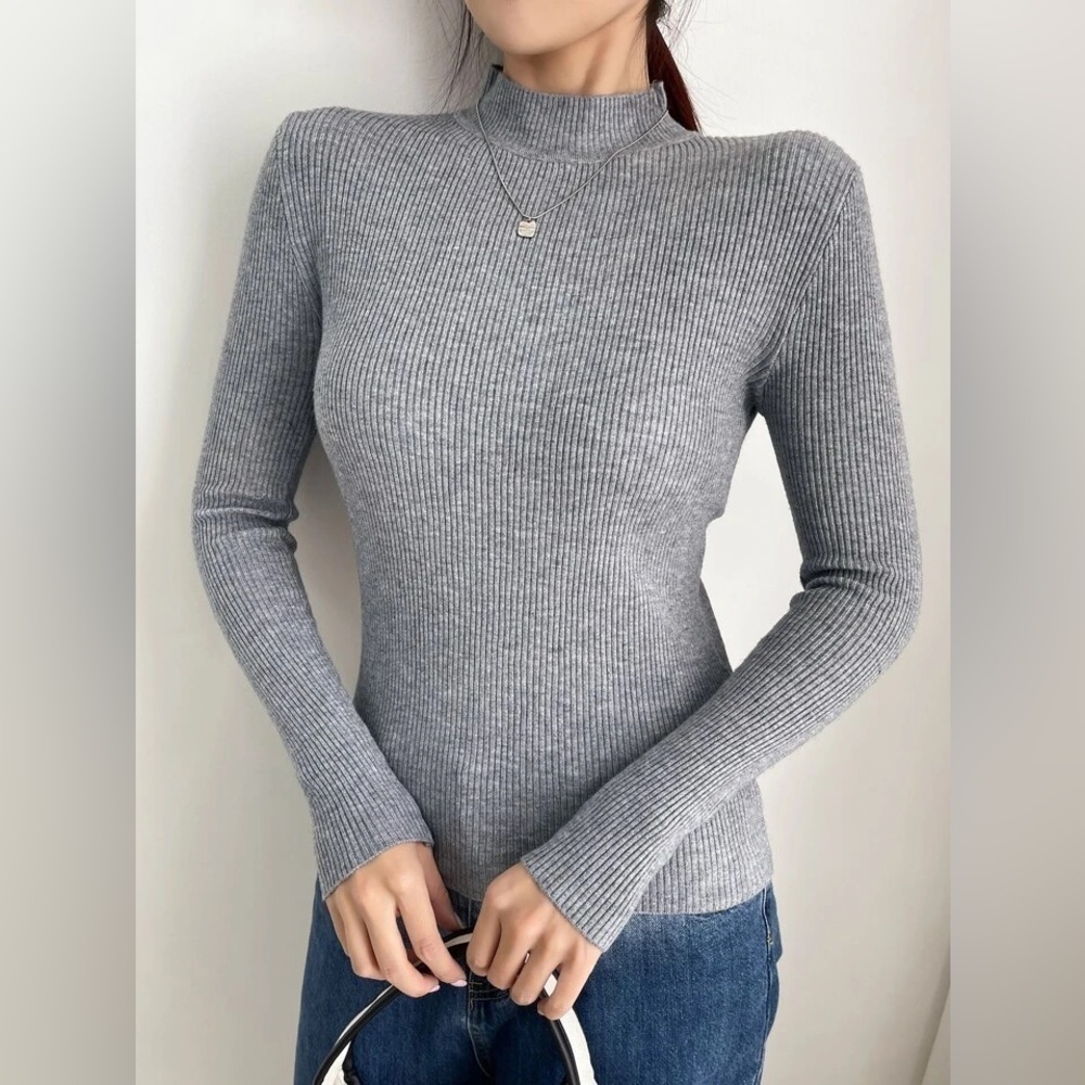 SHEIN DAZY Solid Stand Collar Knit Sweater Size Medium New - Picture 2 of 4